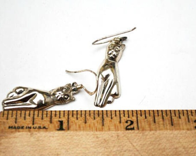 Sterling Silver Cat earrings - dangle drop pierced earrings - Feline - pet - kitty