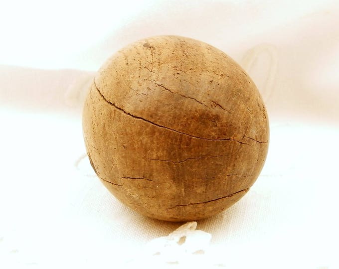 Antique Wooden Treen Darnning Egg From France, French Egg Shaped Mending Tool Made of Solid Wood. Vintage Craft Tools and Supplies, Home