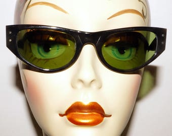 B&L Cat Eye Ray Ban Playtime Sunglasses Vintage Retro