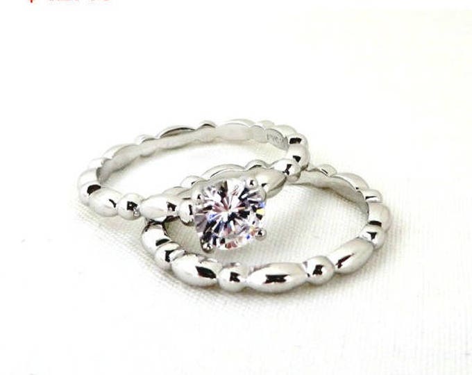 ON SALE! Topaz Sterling Silver Wedding Ring Set, Vintage Scalloped Bands Bridal Set, Size 8
