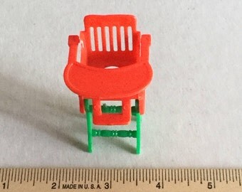 Dollhouse furniture highchair/rocker