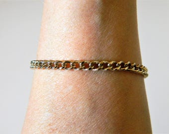 Vintage Curb Link Chain Bracelet Gold Tone 7", Retro Jewelry, Costume Jewelry, Delicate Jewelry, Estate Jewelry