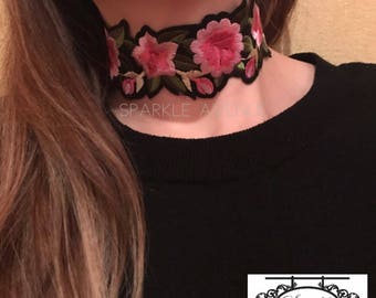 Banware pink hand embroidered choker