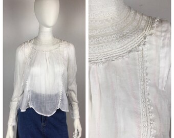 Vintage Edwardian Blouse / 1910s Greek Key Art Deco Lace Shirt / Small