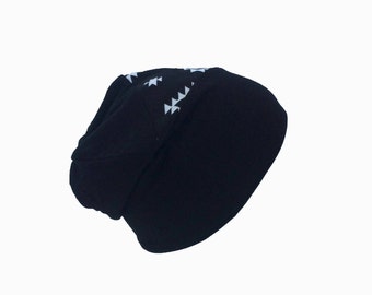 Beanie hat, bambou, slouchy hat, reversible hat, light beanie hat, black, aztec, fall hat, made in Quebec, adult hat, parent kid duo