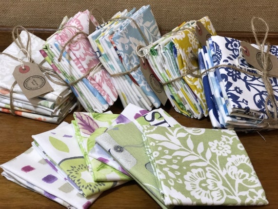 Fat Quarters | Fabric Bundles x 5 Assorted Quilting Fabric | Upholstery Grade Material | Matching Colours | Sewing and Craft Squares