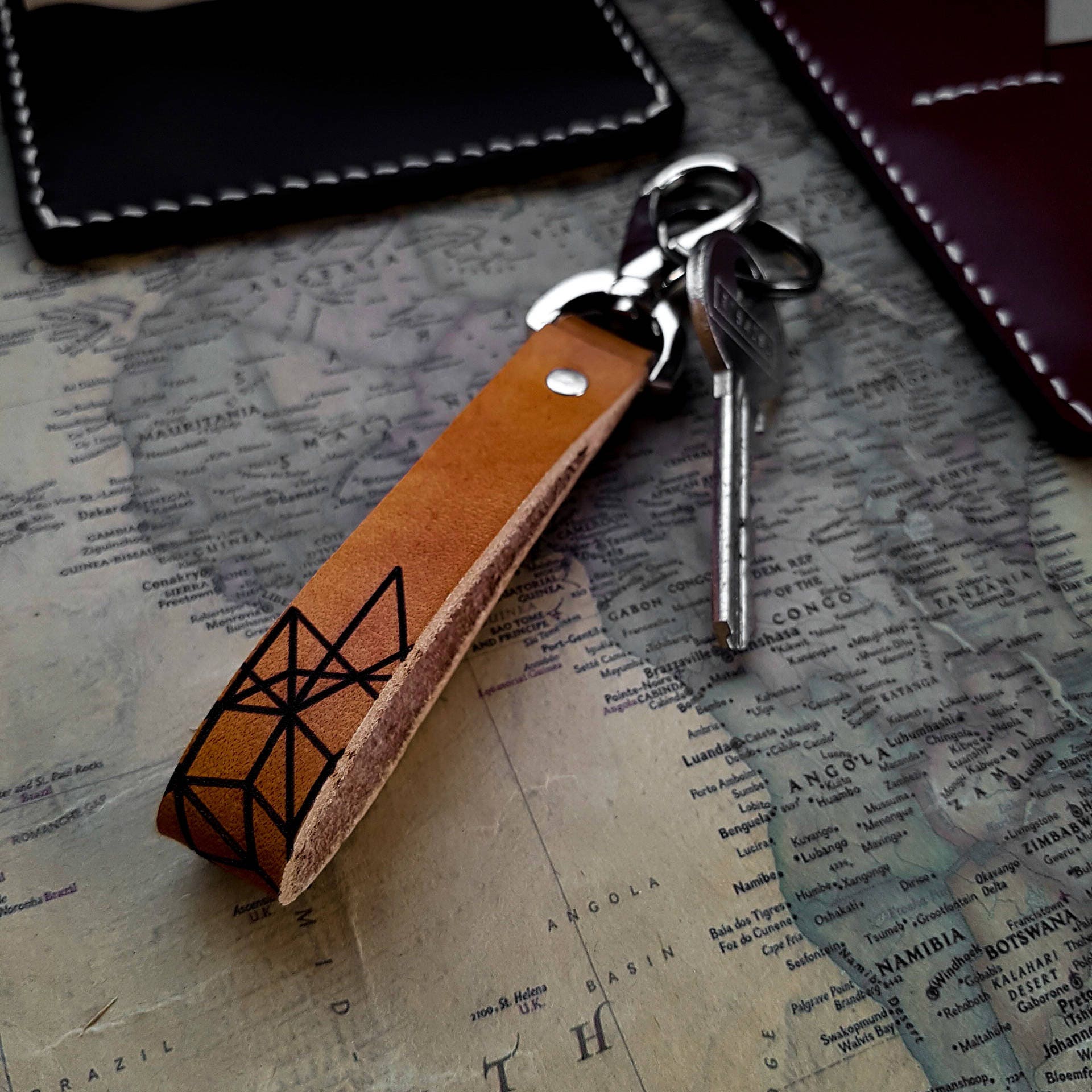 Leather Keychain with geometric pattern Leathe Keyholder