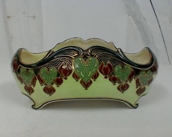 Jardinière en faïence vintage ;