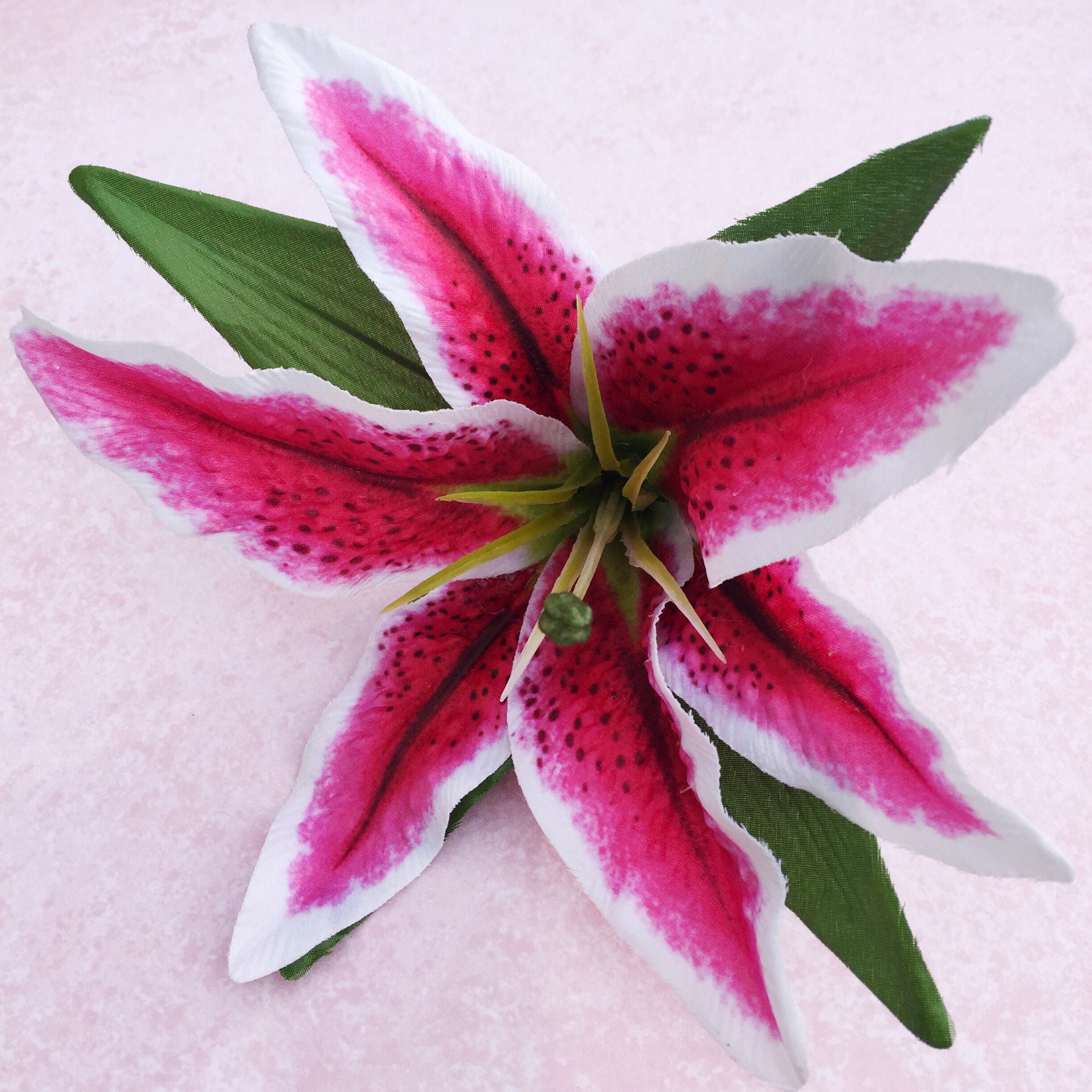 stargazer lily hair clip