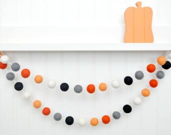 Halloween Garland, Halloween Decor, Halloween Decoration, Halloween Party, Halloween Felt Ball Garland, Fall Garland, Halloween Sign Pom Pom