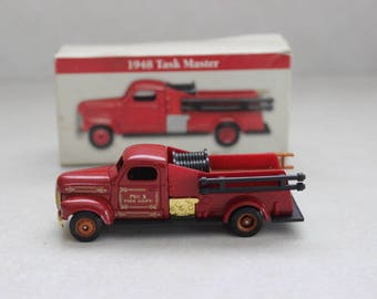 Vintage 1999 Readers Digest 1948 Task Master Fire Engine Pumper Truck