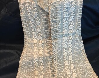 Kayser Ivory Lace Elbow Gloves
