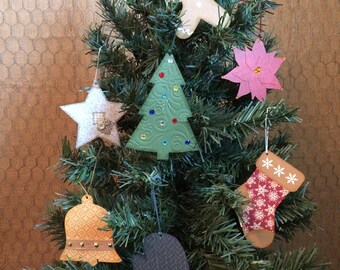 Country Style Paper Christmas Ornaments, Set of 7
