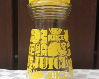 Retro 24 oz. Lemon Juice Design Glass Carafe
