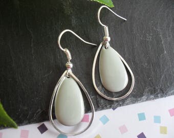 Earrings with enamel