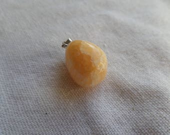 Calcite pendant Orange 2 cm