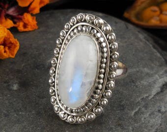 Moonstone sterling silver ring - size 6