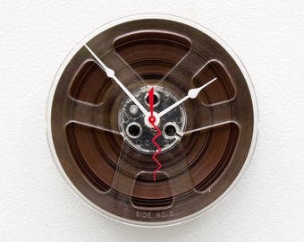 Recycled magnetic tape reel clock, reel to reel gift, Audio geek gift, music lovers gift, upcycled industrial clock, analog birthday gift