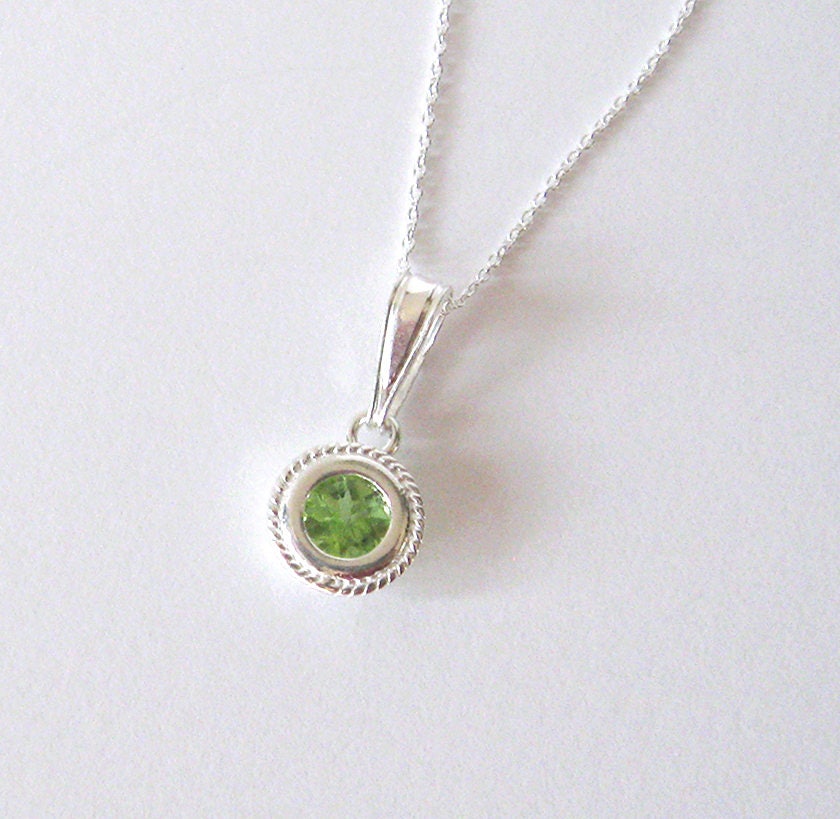 Peridot Necklace Solitaire Gemstone Pendant in Sterling