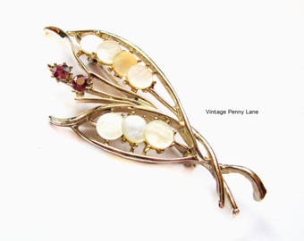 Vintage Mother of Pearl / Rhinestone Brooch, Gold Pin