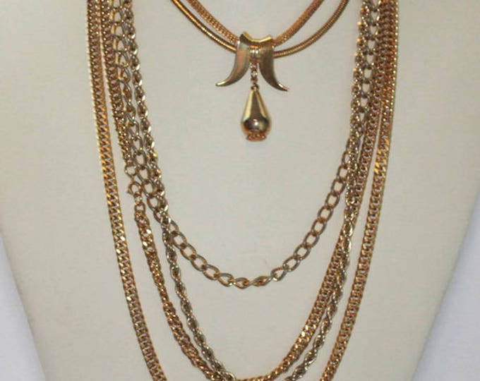 Nine Piece Gold Tone Lot 4 Necklaces 4 Pair Earrings 1 Bracelet Vintage