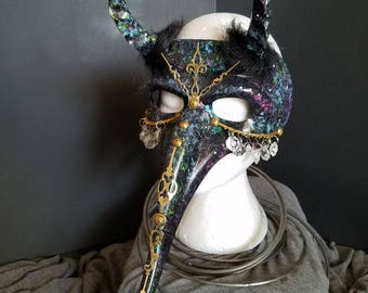 Star child -horned mask