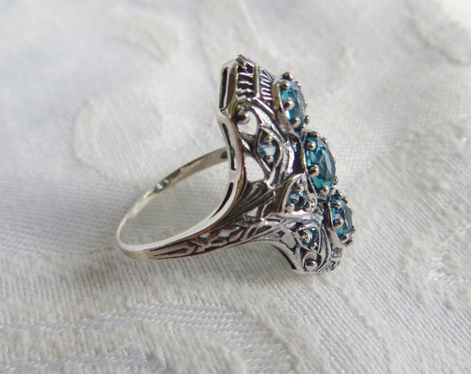 Art Deco Ring, Aquamarine Ring, 2 CT, Sterling Silver Filigree Setting, Size 7, Art Deco Jewelry, Engagement Ring, March Birthstone