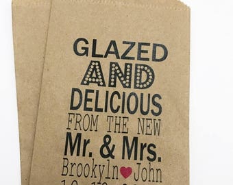 ON SALE Donut Favor Bag, Wedding Favor Bags, Donut, Personalized Wedding Favor Bags, Custom Favor Bags