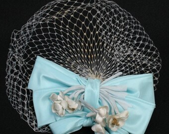 Vtg Womens Hat Whimsy Netting Veil Off White Robins Egg Blue Mesh Bow Flowers