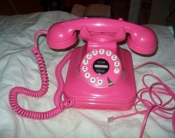 Vintage telephone | Etsy