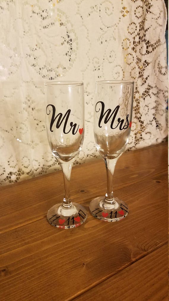 Mr And Mrs Champagne Glasses 3897