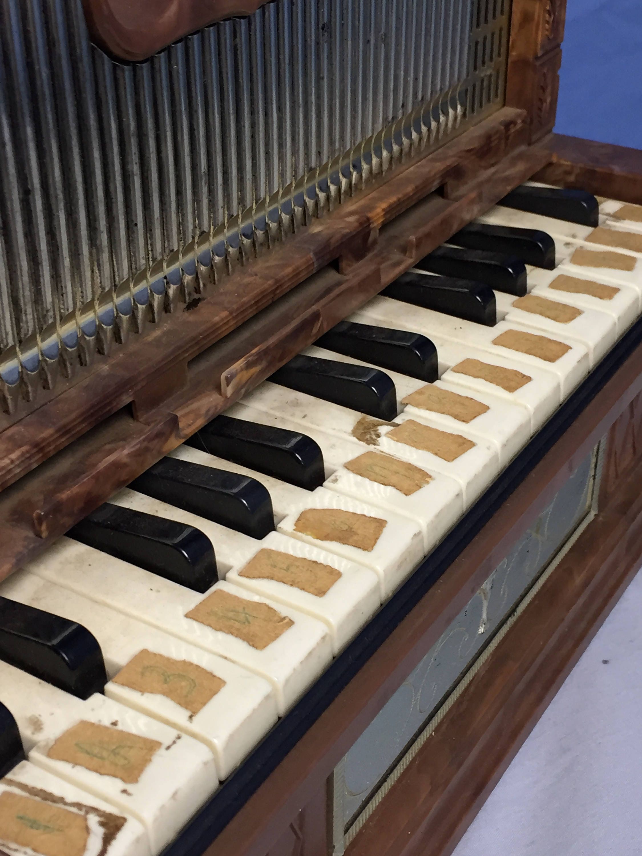 Electric Golden Pipe Organ, Emenee Industries Inc, NY