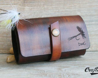 Fly Fishing Flies Pouch,Fishing gifts for him,Trout flies,Flies Box,Fishing Wallets,Anniversary Leather Gift for Him,Fishing gifts for men