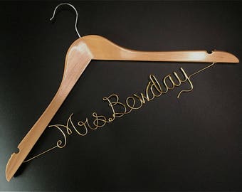 Personalized Wedding Hanger, Wedding Dress Hanger, Custom Wire Name Bridal Hanger, Personalized Bridesmaid Dress Hanger, Wedding Shower Gift