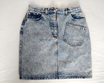 Pencil acid wash denim skirt with patch at back
