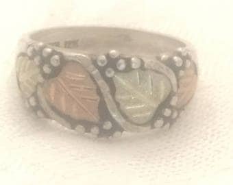 Vintage Sterling Silver Ring Band Leaves Grape Signed WM 12K Size 6.5 5.1g