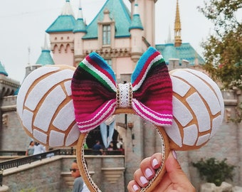 Pan Dulce Concha Minnie Ears