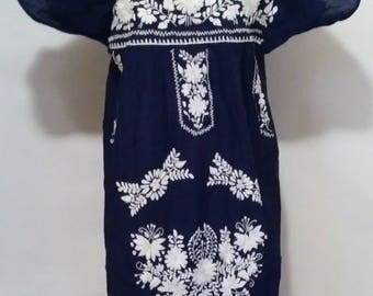 Vintage Mexican Dress Embroidered Mexican Dress