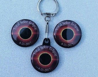 Solar Eclipse 2017 commerative set for total solar eclipse, pin, magnet, and keychain