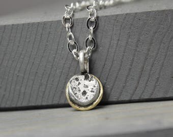 Solar Eclipse Necklace,Total Eclipse Necklace, Total Solar Eclipse, Moon Necklace, Sun And Moon, Sun Necklace, Solar Eclipse Jewelry,