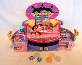 Very Rare Bluebird Polly Pocket Fantastic Light-Up Fashion Show. 100% Complete. Working Lights. Light-up Fashion Show. Happening Hair Set.