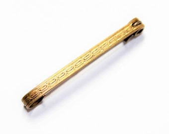 Antique Gold Coloured Brass Etched Pattern Bar Brooch (c1910s)