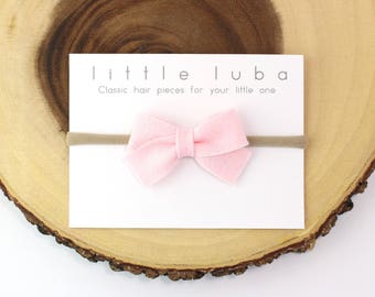 Baby Pink, Felt Bow : Baby Headband, Toddler Hair Clip, Baby Hair Accessory, Bow Headband. Felt Bow Baby Pink