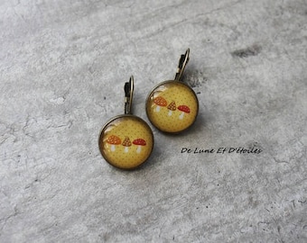 Magical mushrooms earrings