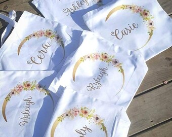 Bridesmaids bags - bridesmaids totes - bridesmaids gift bags - bridesmaids half moon bags - bridesmaids monogram bag