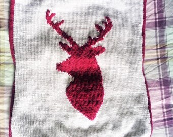 Knitted Stags Head Cushion Cover in Grey / Burgandy ooak piped edging snd wooden buttons