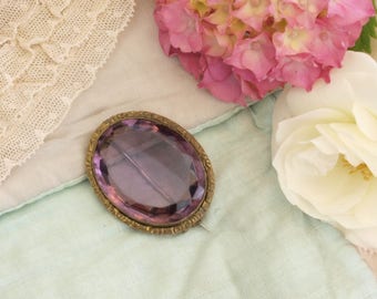 Antique Victorian amethyst glass brooch