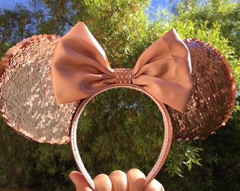 Rose Gold, reversible Rose Gold sequins, sequins, Rose Gold Minnie Mouse ears, Disney inspired ears