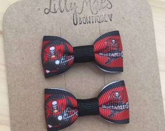 Tampa Bay Buccaneers inspired mini bow, NFL Bow, Mini Tuxedo Hair Bows, baby & toddler hair clip, mini bow