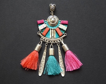 Charm leather Mexican cotton tassel and reconstituted turquoise beads
